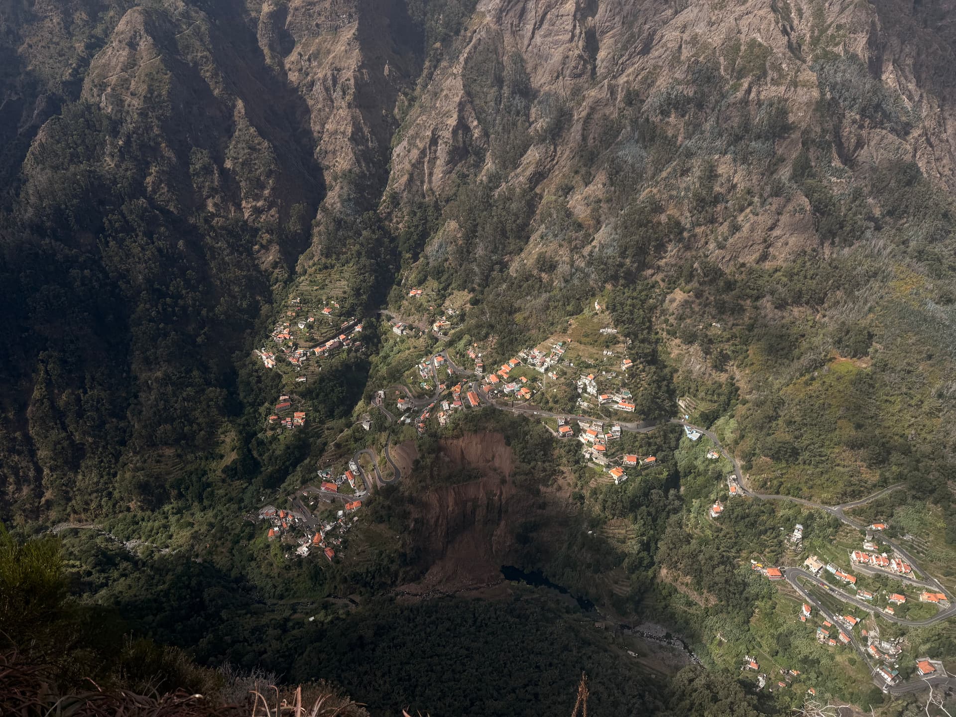 Eira do Serrado: Curral das Freiras Valley, Madeira